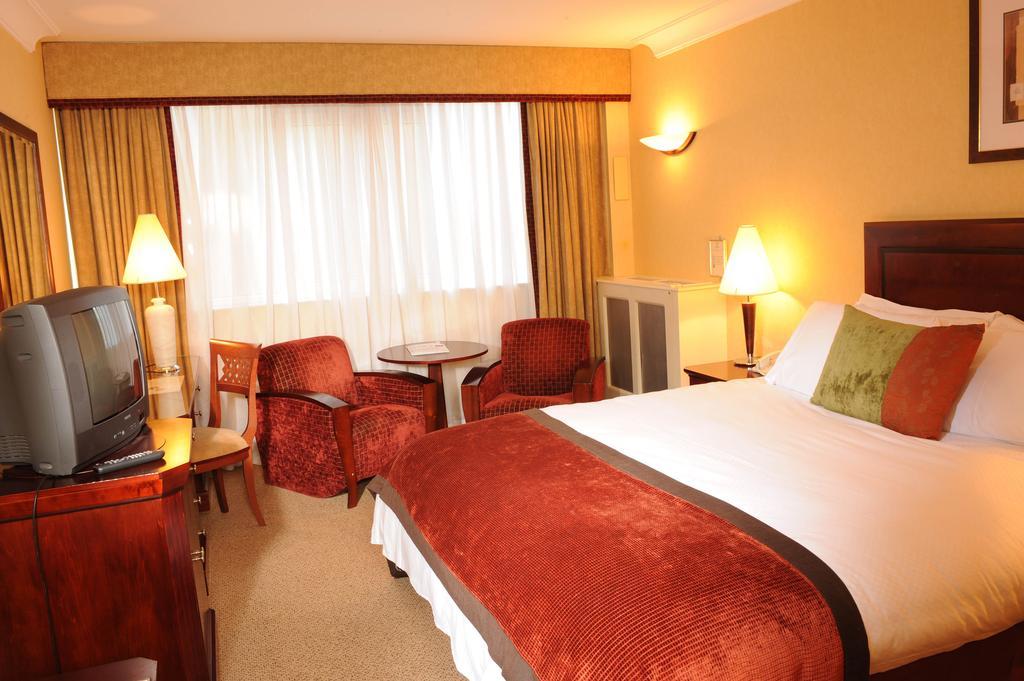 Clyde Court Hotel Dublin Phòng bức ảnh